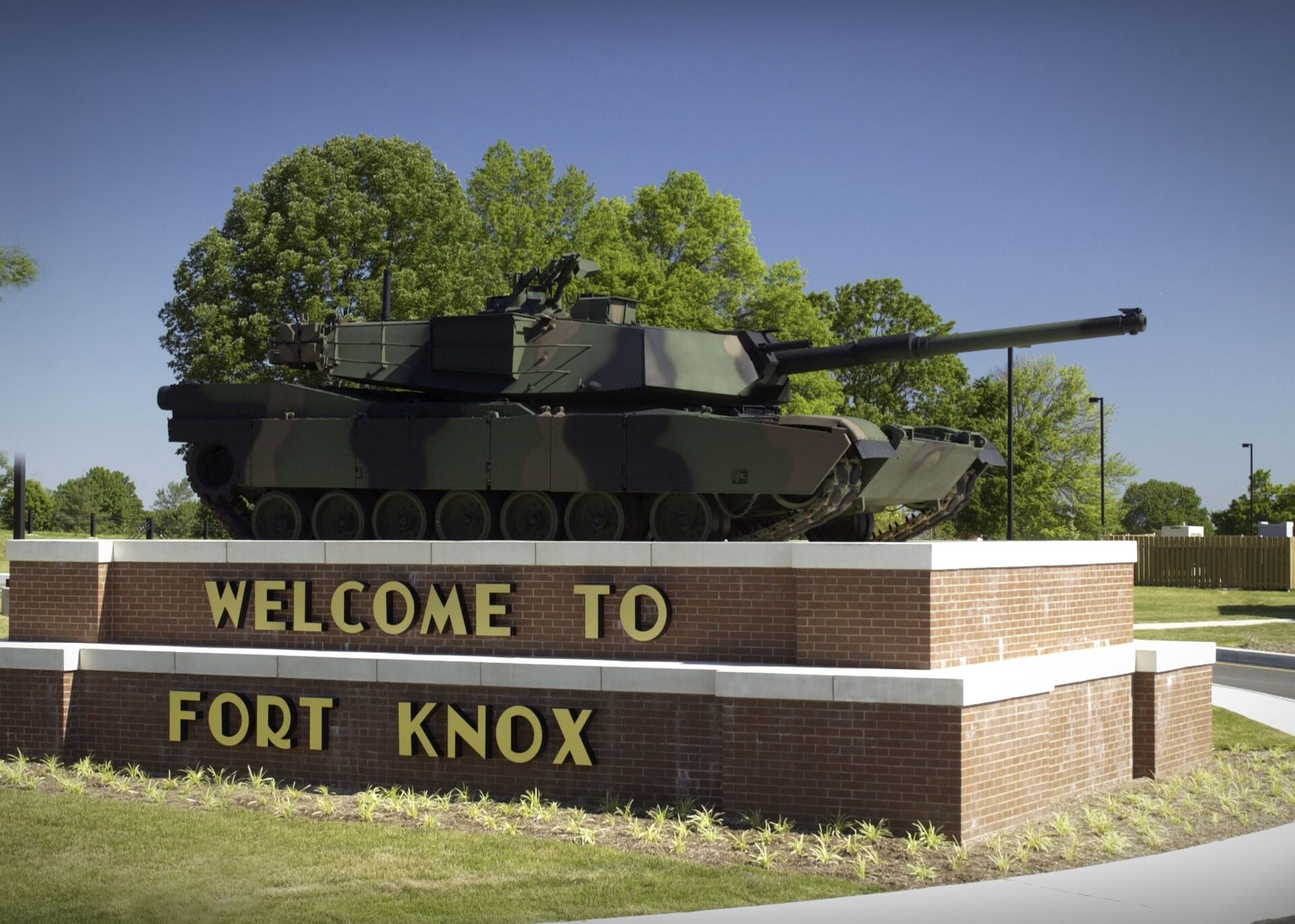 Fort Knox Kentucky entrance landmark for Kentuckiana Moving service-area planning