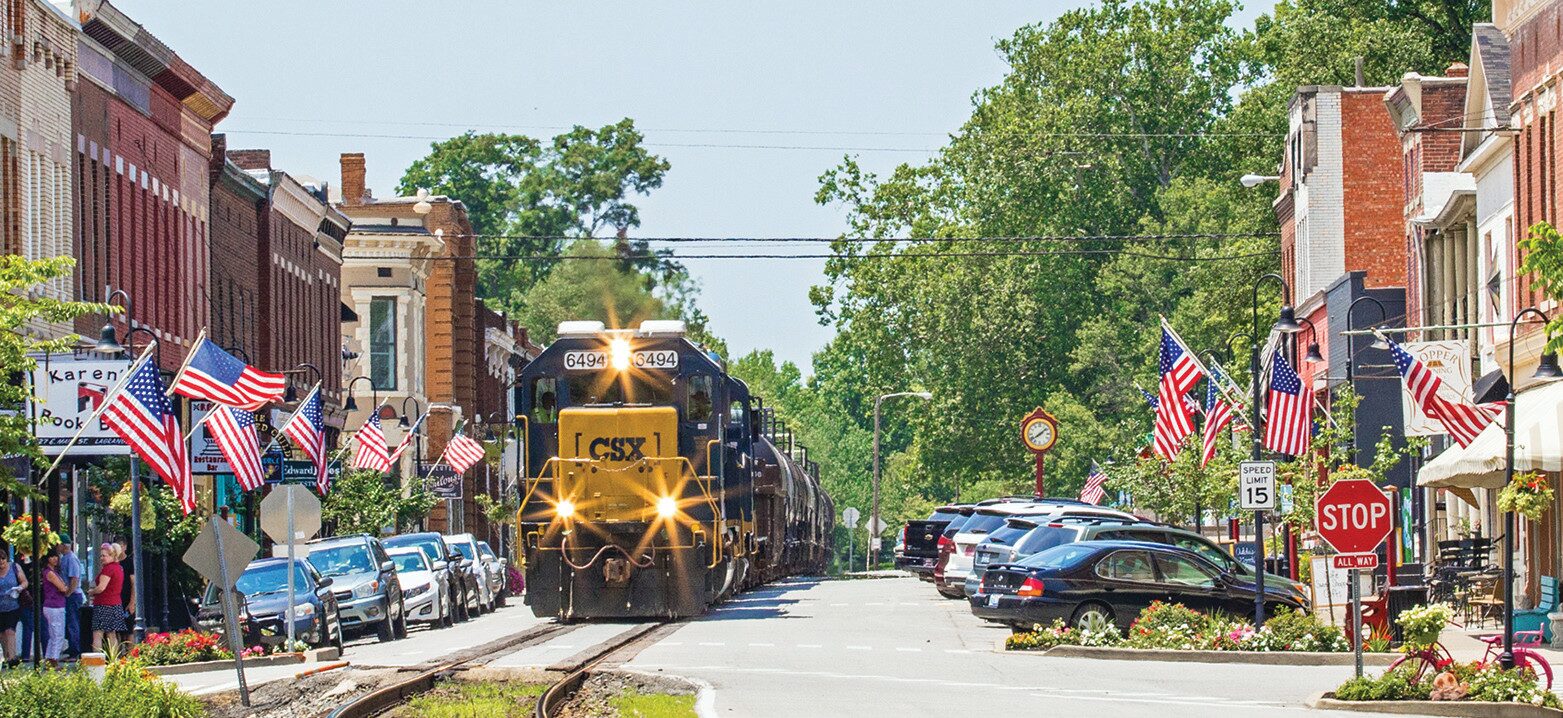 La Grange Kentucky downtown street for Kentuckiana Moving service-area planning
